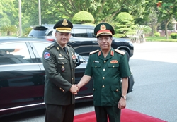 Vietnam, Cambodia Promote Defense Cooperation